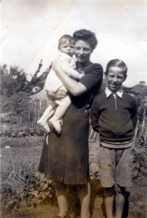 Anthony Lawrence Hall, Dorothy Roberts (nee Hall) and Robert Herbert Hall